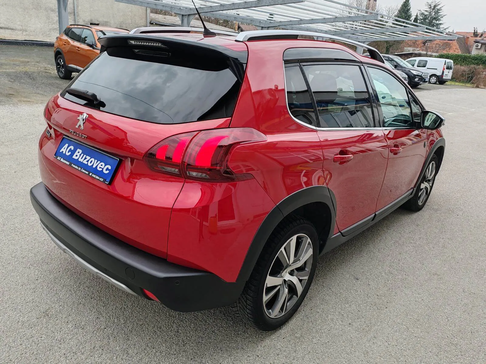 peugeot 2008 1,2 puretech - slika 5