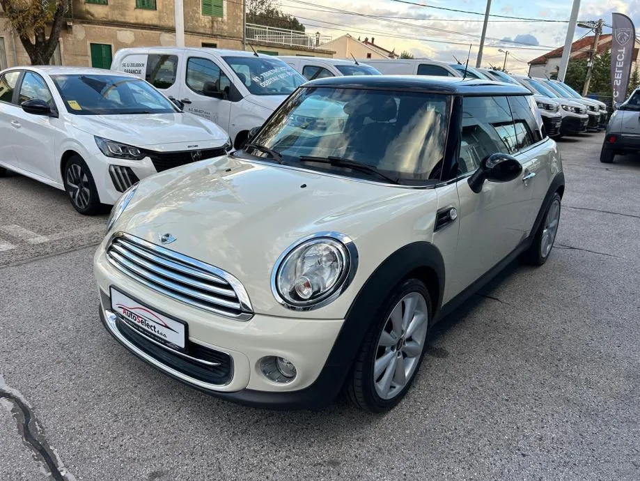 MINI Cooper 1.6i - 130000km - 2012 - SERVISNA - GARANCIJA - REG 1 GOD - Rijeka