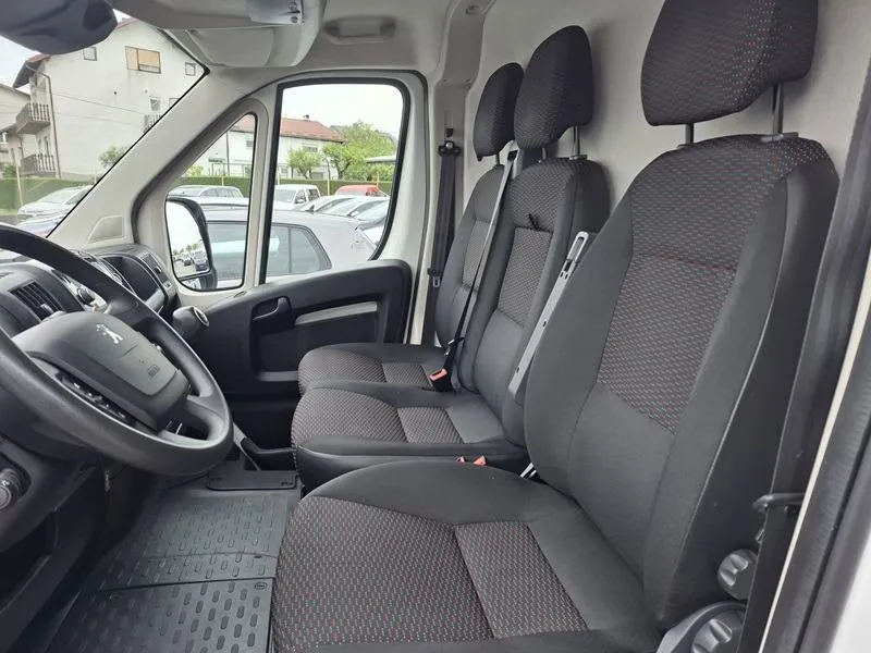 peugeot boxer 2.2 hdi*140ks*klima*navigacija*park.kamera*l2h2* - slika 12