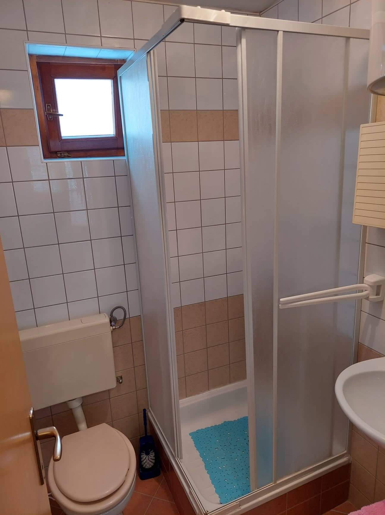 apartmani varga biograd n/m - slika 17