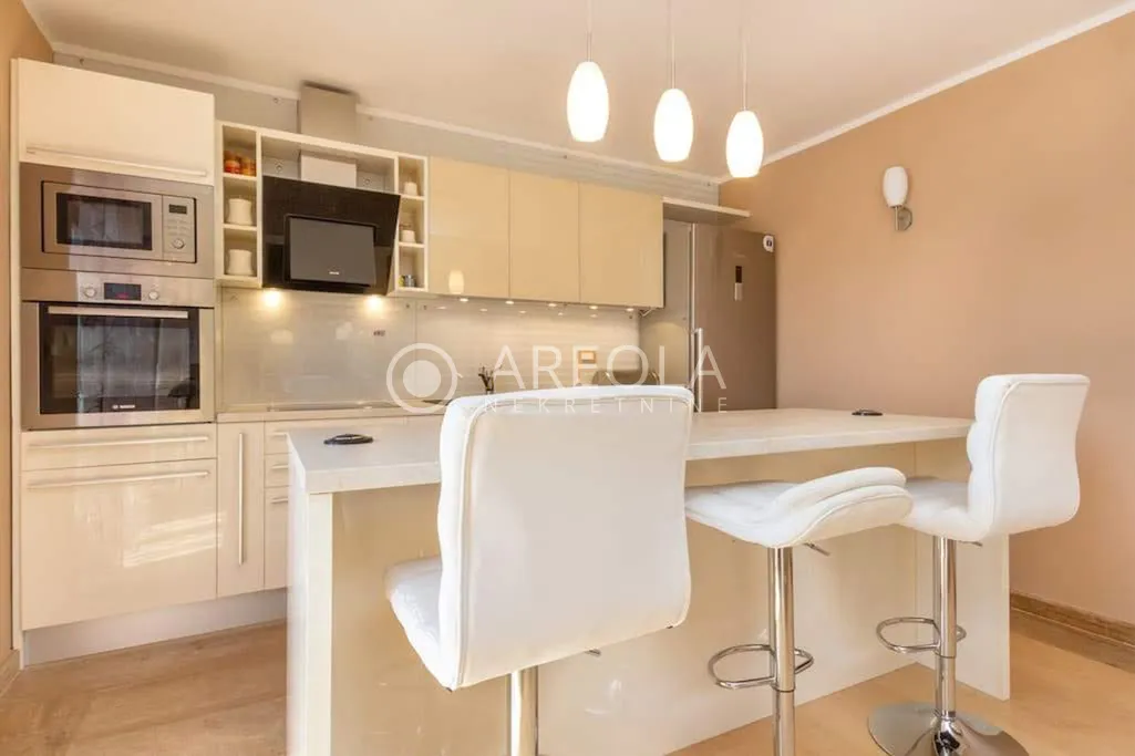 split, firule - dvosoban stan s pogledom na more, 100 m2 - slika 5