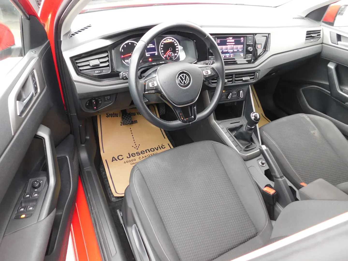 08093 volkswagen polo 1.0 tsi comfortline - slika 9