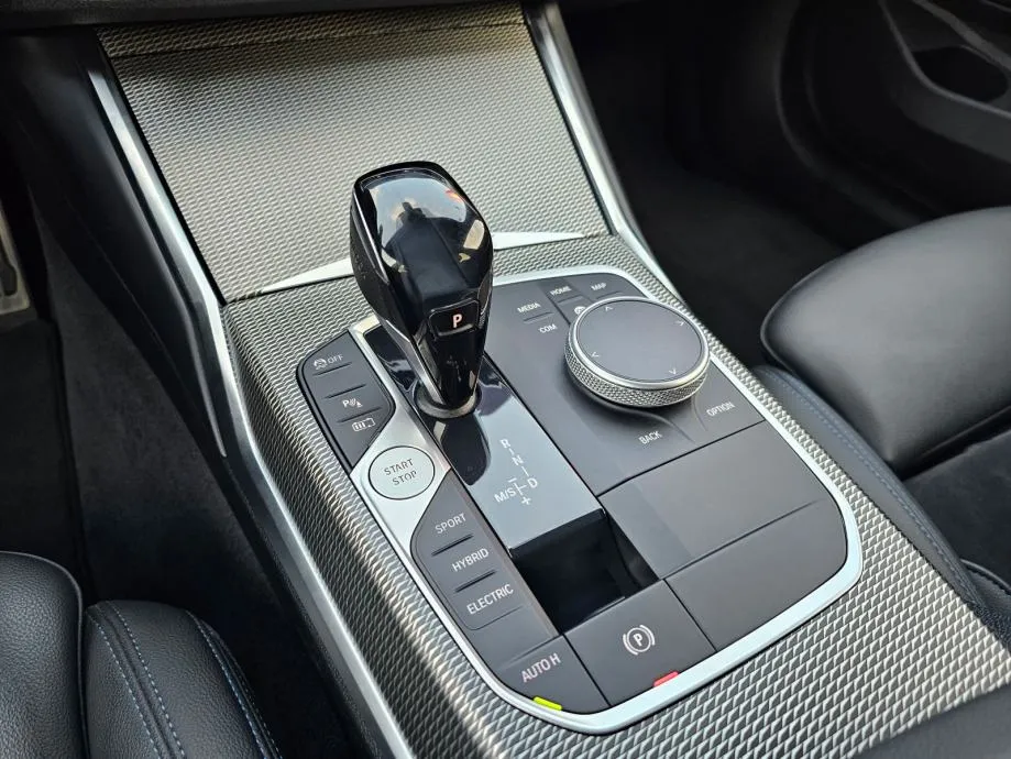 bmw 330e, m-paket, laser, virtual, koža, harman/kardon, ambi, reg, pdv - slika 13