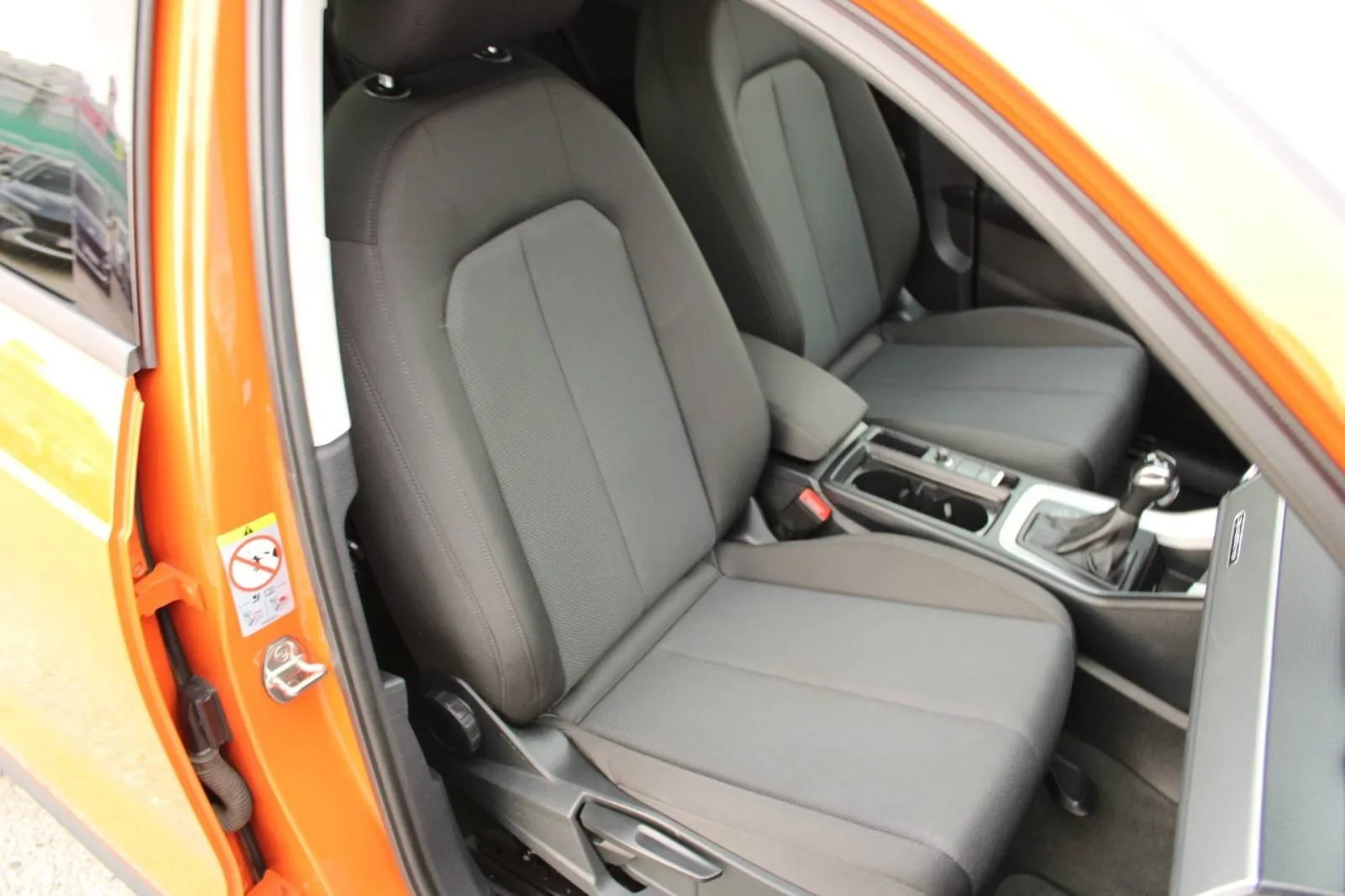 audi q3 40 tdi quattro s-tronic *navigacija* - slika 18