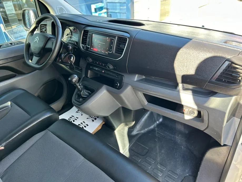 citroen jumpy hdi - 2020 - 3 sjedala - navi - 150.000km - perfektan - slika 10