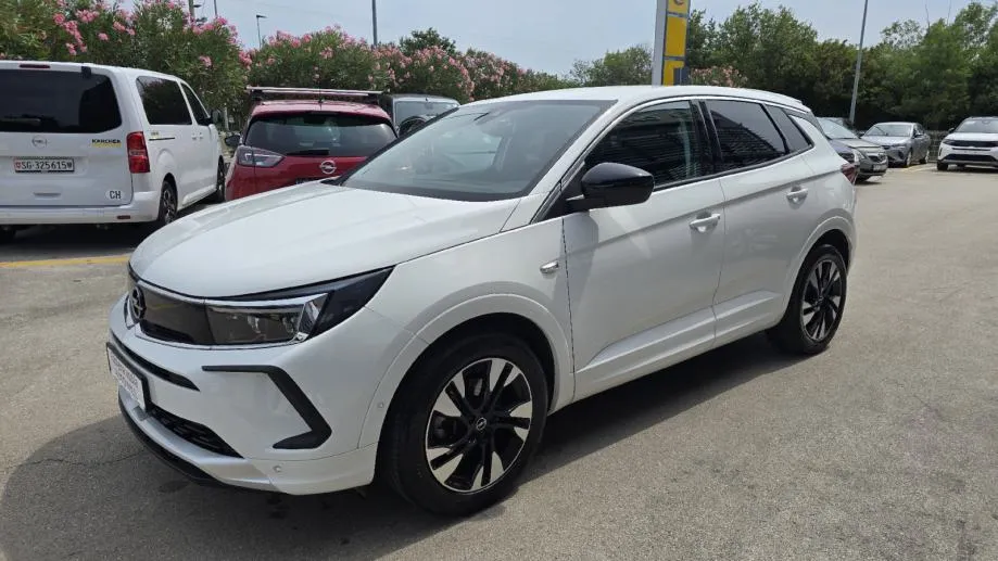 opel grandland f 1,2 xht * vozilo u tvorničkom jamstvu* - slika 8