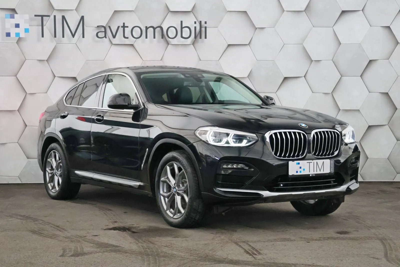 bmw serija x4: xdrive 20d aut x-line adapt.led navipro dab kamera - slika 2