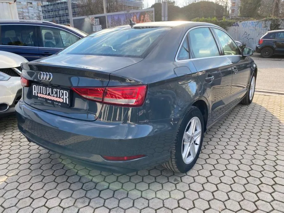 audi a3 1,6 tdi s-tronic, navi, kamera, 1. vlasnik, 4x garancija! - slika 8
