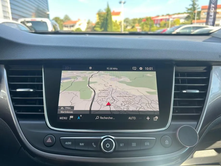opel crossland x 1,2 inovation - 110.000 km - servis - garancija 1g!! - slika 13