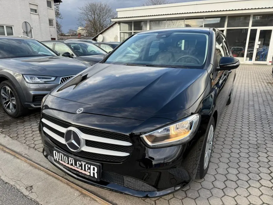 Mercedes-Benz B-klasa 160, PARKING KAMERA, RADAR, 4x GARANCIJE! - Martinovka