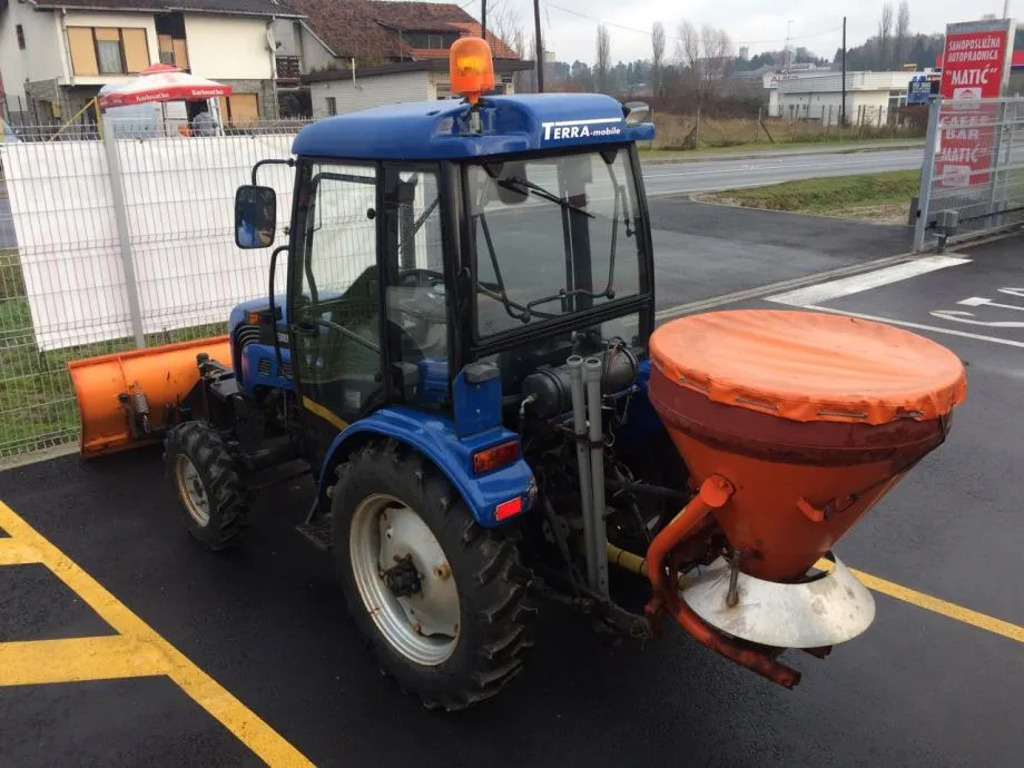 traktor europard foton - slika 3
