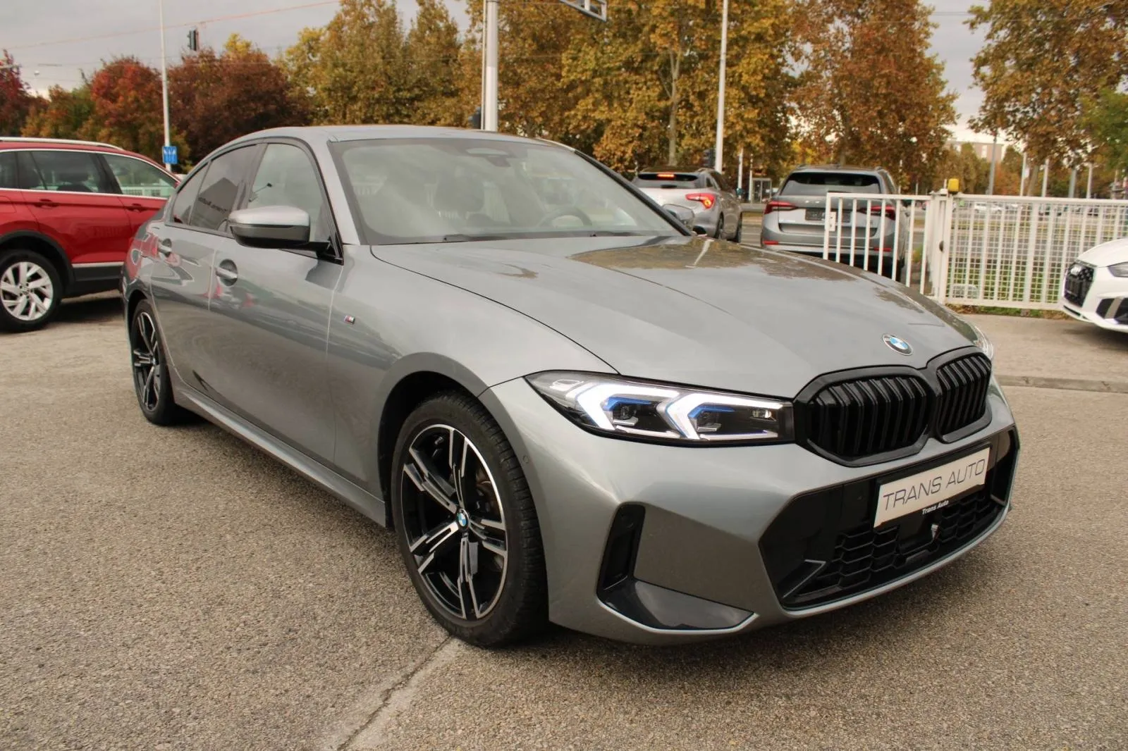 bmw serija 3 320d xdrive automatik m-paket *led, head-up, kamera, navi - slika 3