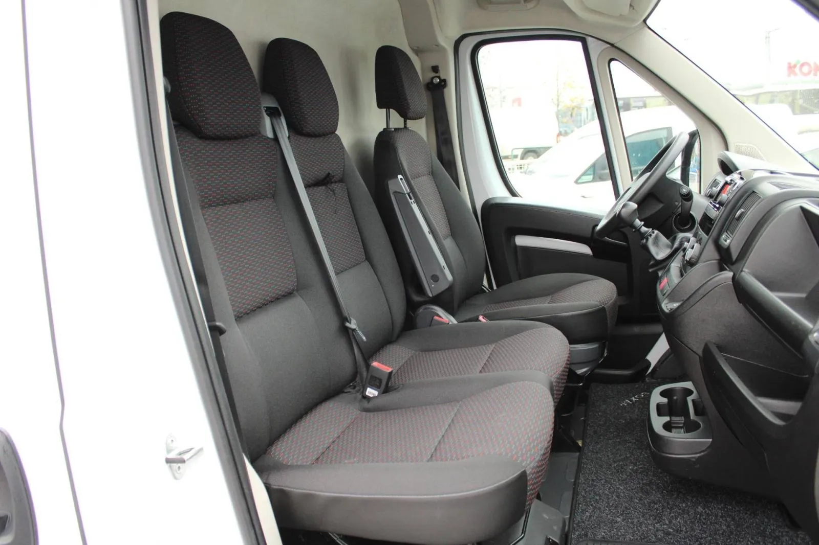 peugeot boxer 2.2 hdi l3h2, 2023 god. - slika 14