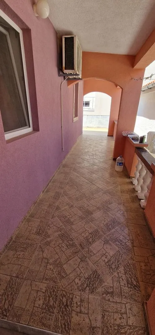 vir, kuća s 2 apartmana(148m2), 150 metara do plaže (prodaja) - slika 20