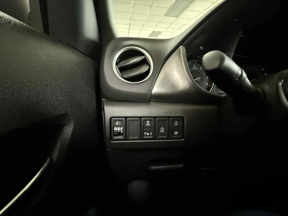 suzuki vitara 1,4 hybrid gl+ automatik 2wd - slika 12