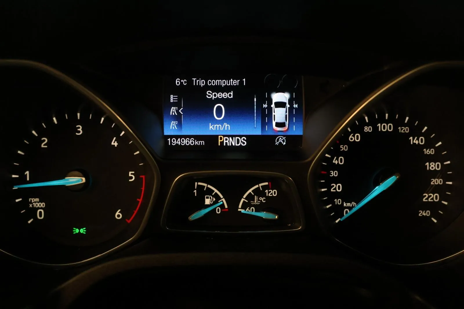 ford focus 1.5tdci powershift titanium 120km navi kamera - slika 14