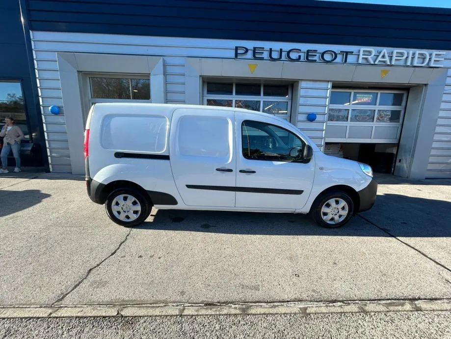 renault kangoo maxi 1.5 dci -140000km - model 2022 - slika 7