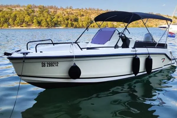 Najam broda - COMPASS 7s - 175hp (2024) - Šibenik