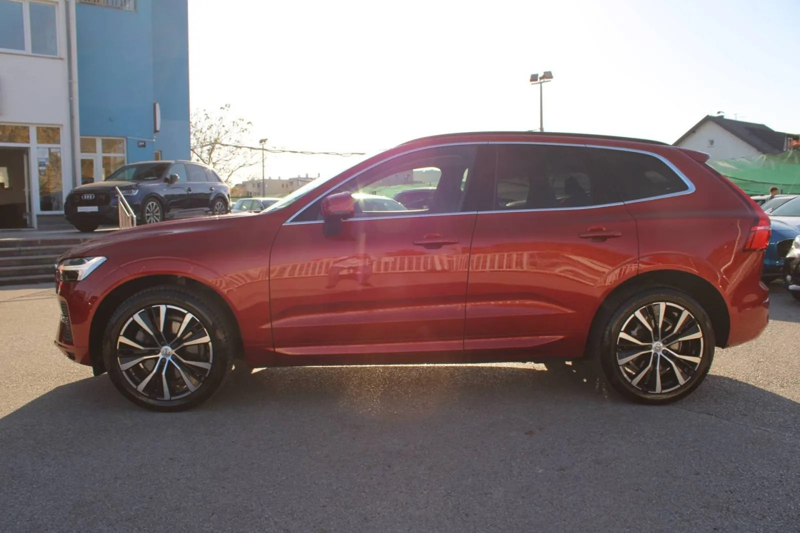 volvo xc60 b4 2.0d automatik *led, navigacija, kamera* - slika 8