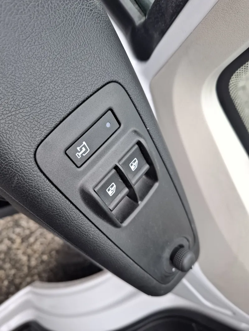 opel movano 2.2 cdti*140ks*klima*tempomat* - slika 10