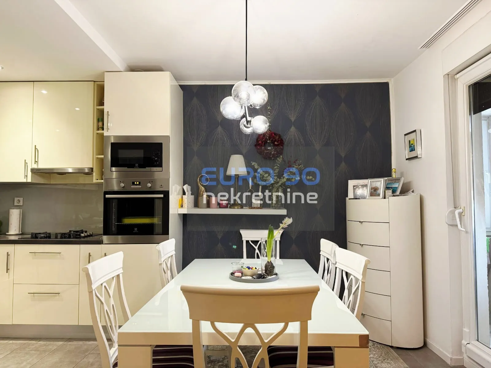zadar/bili brig-namješten trosoban stan 89 m2, pogled na more !!! - slika 2