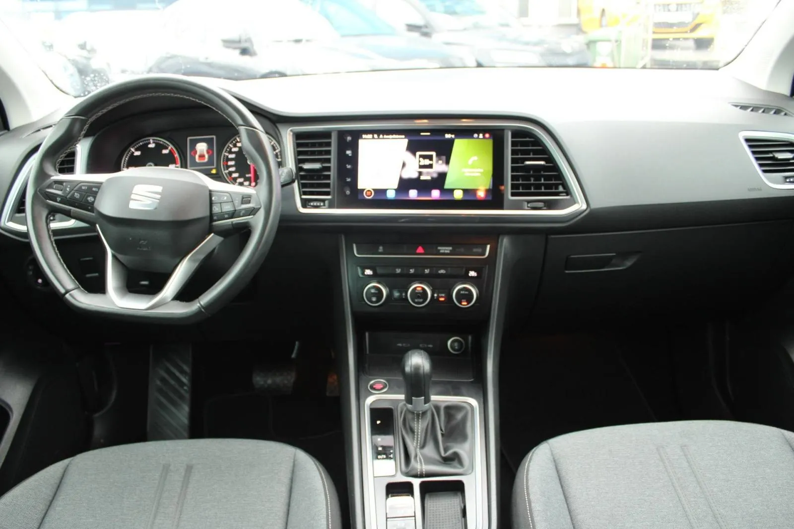 seat ateca 2.0 tdi dsg *led,navigacija* - slika 13
