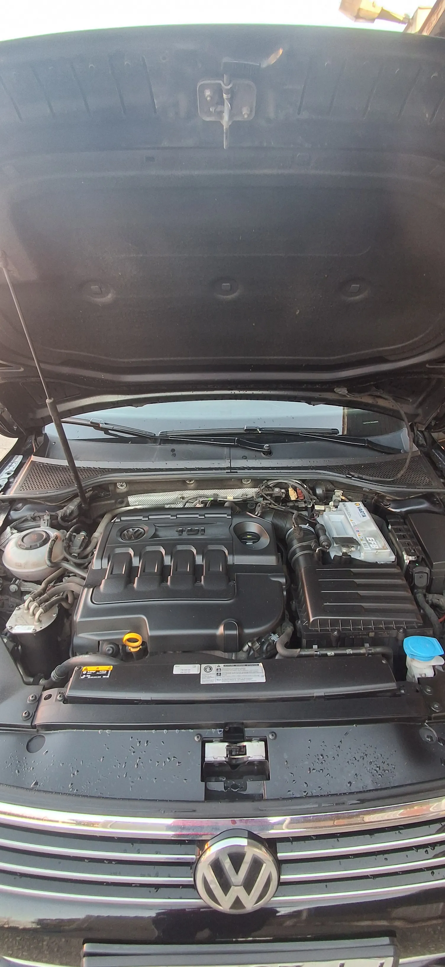 vw passat 2.0tdi comfortline acc/led/navi/cam - slika 14