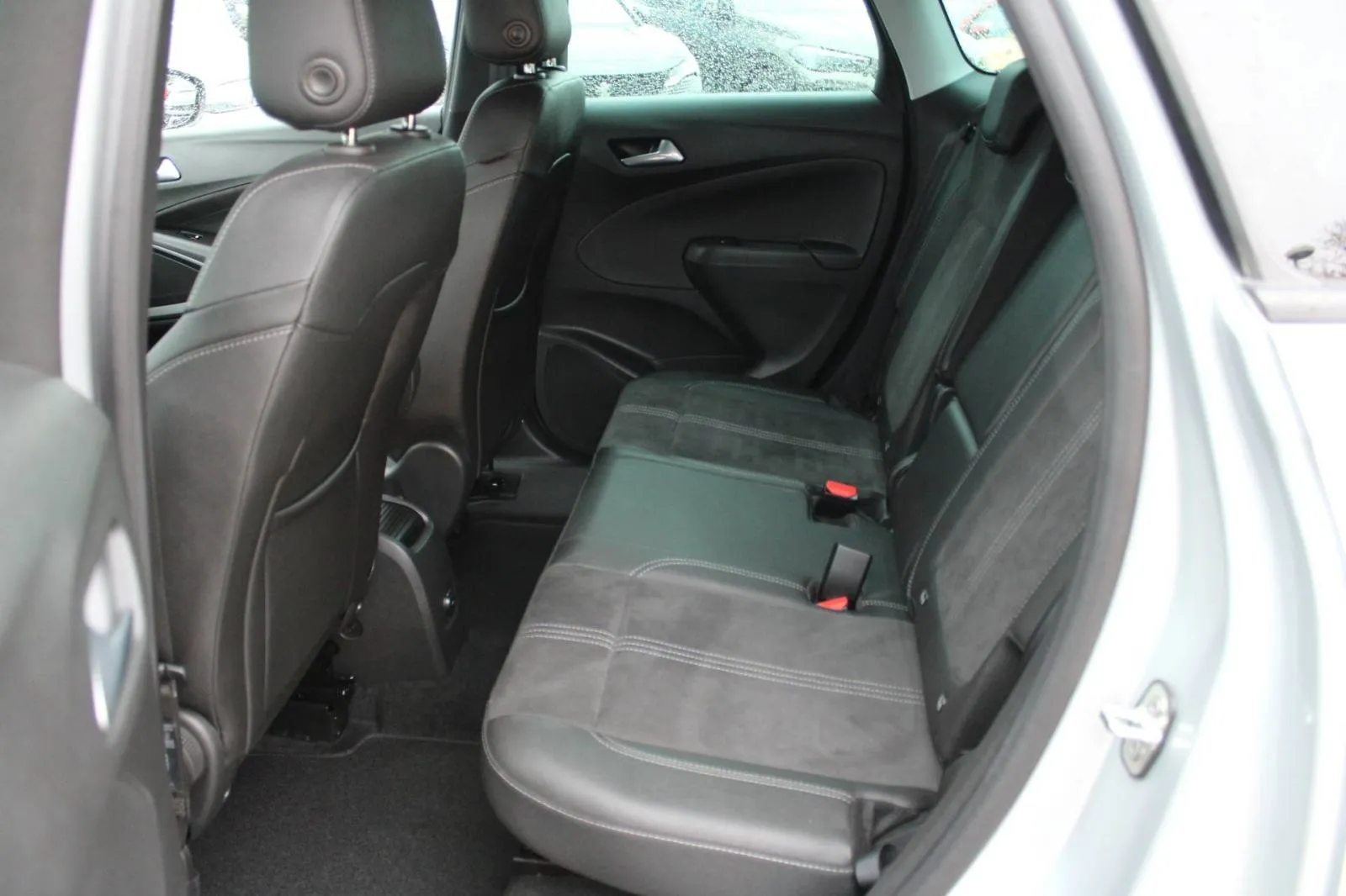opel crossland 1.2 turbo ultimate *led, navigacija, kamera* - slika 11
