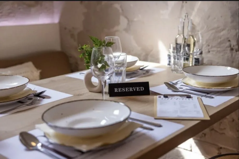 restoran: osijek, centar, 150 m2, kompletno uređen i opremljen za rad - slika 10