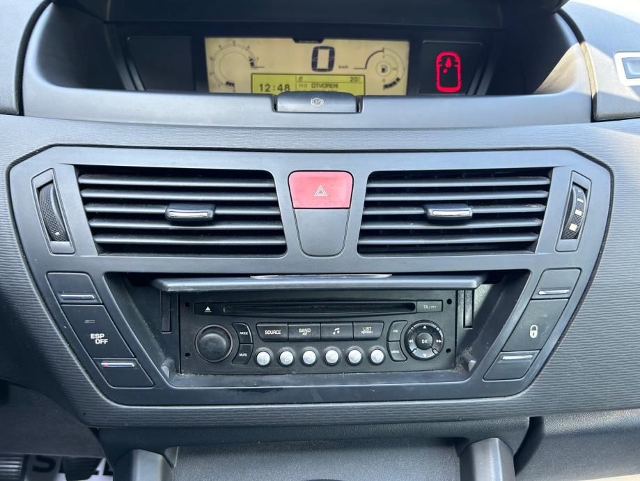 citroën c4 picasso 1,6 vti - 150.000km - garancija - reg 1 god !!! - slika 12