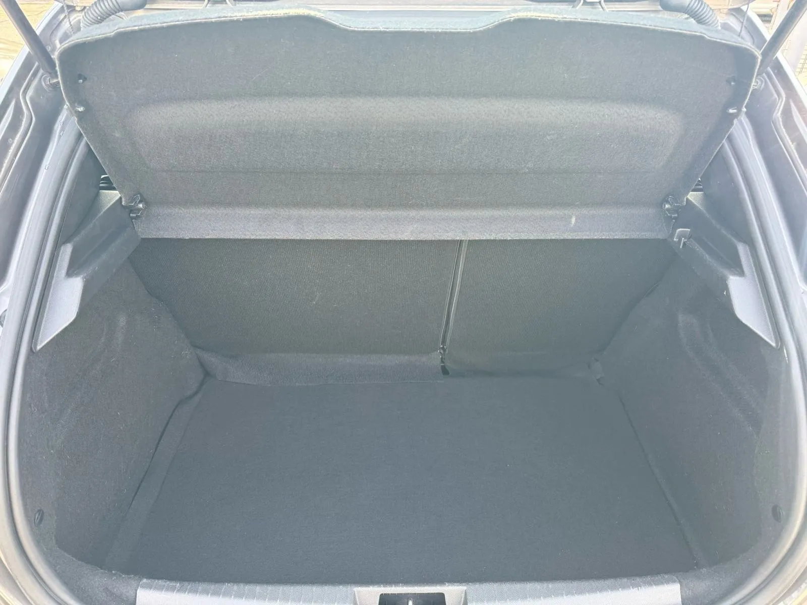 peugeot 208 1,2 puretech, navi, tempomat, 4x garancija!!! - slika 22