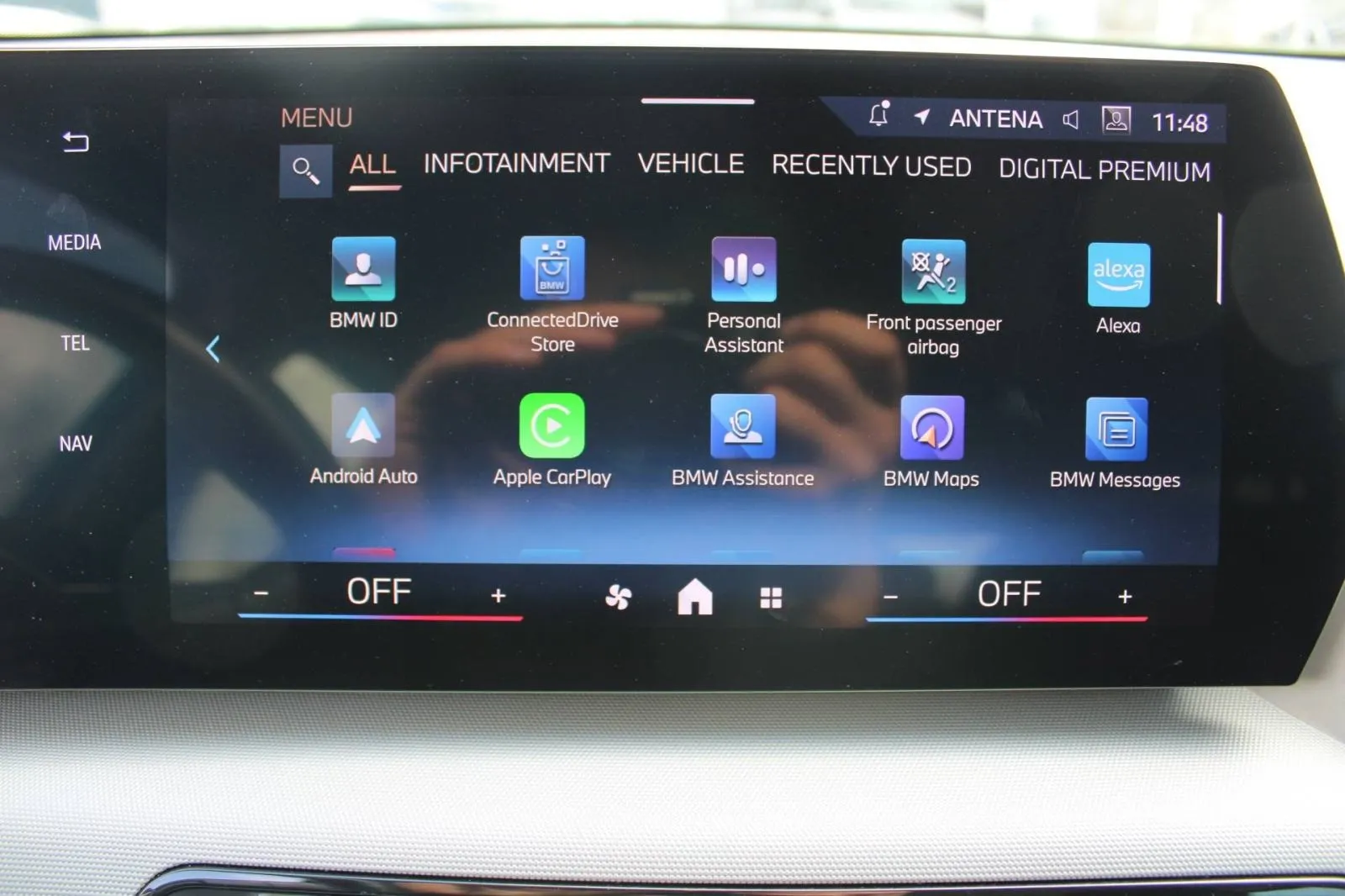 bmw x1 18d automatik *led, navigacija, kamera* - slika 10