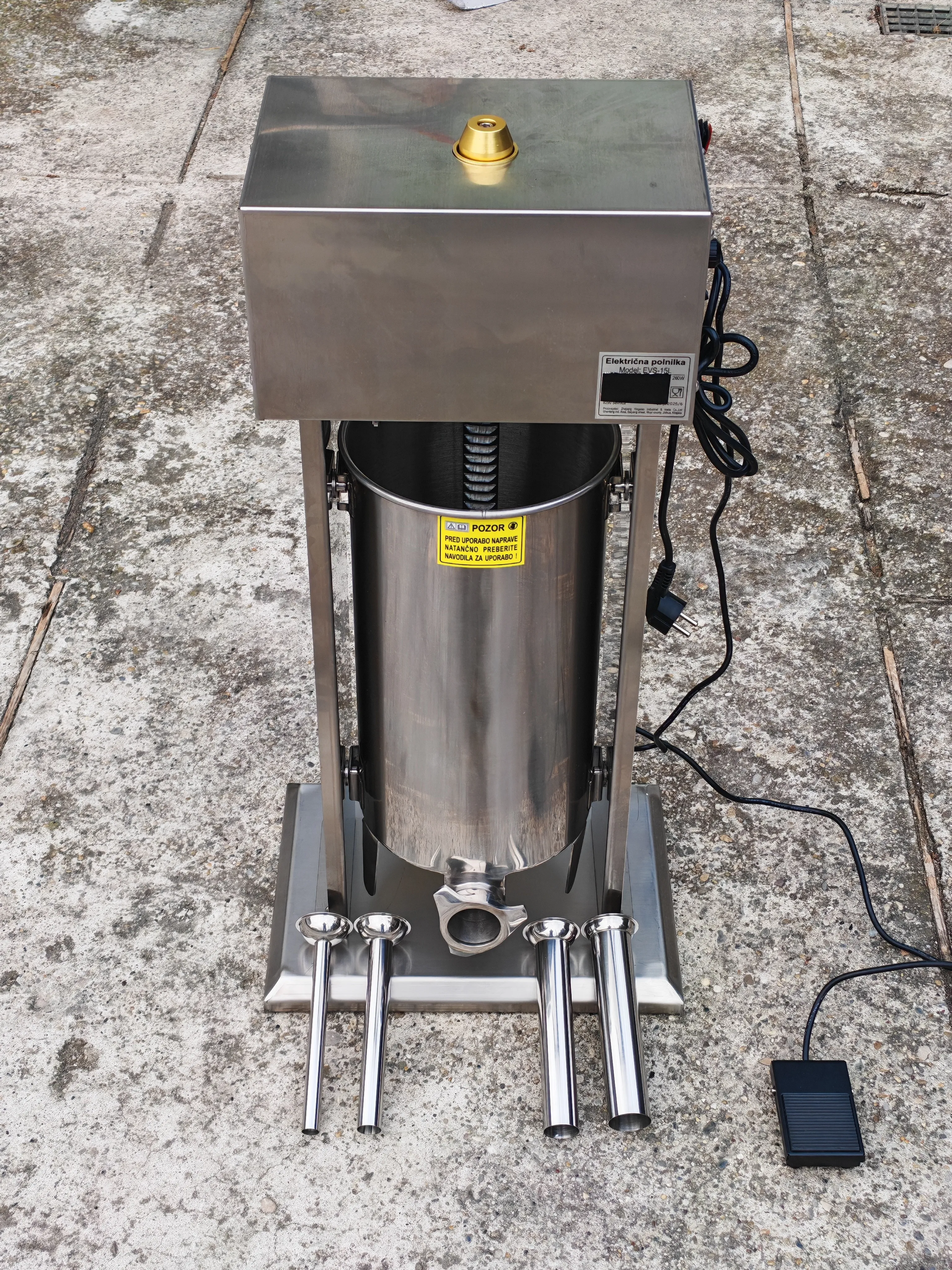 električna punilica kobasica 15l novo račun garancija !!! - slika 15