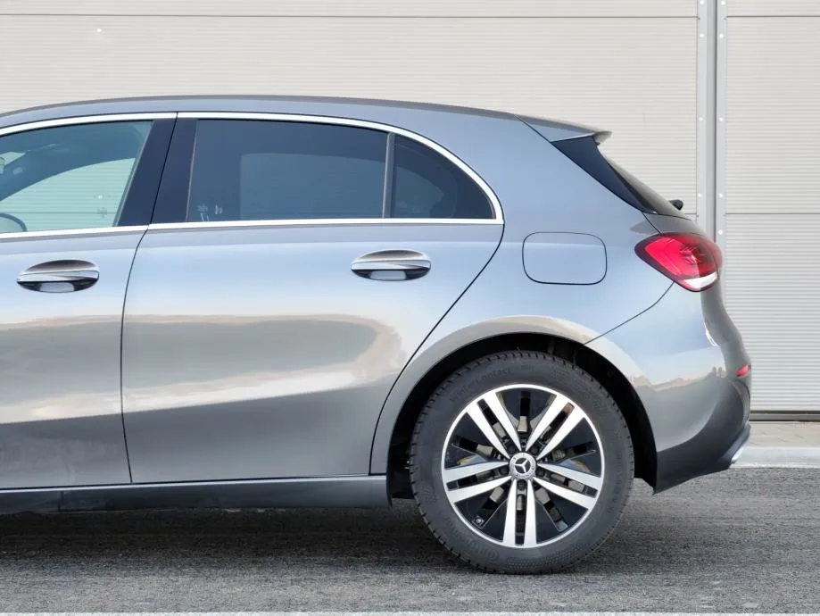 mercedes-benz a-klasa 180 d progressive aut. |led |kam |ambi |17''alu - slika 5
