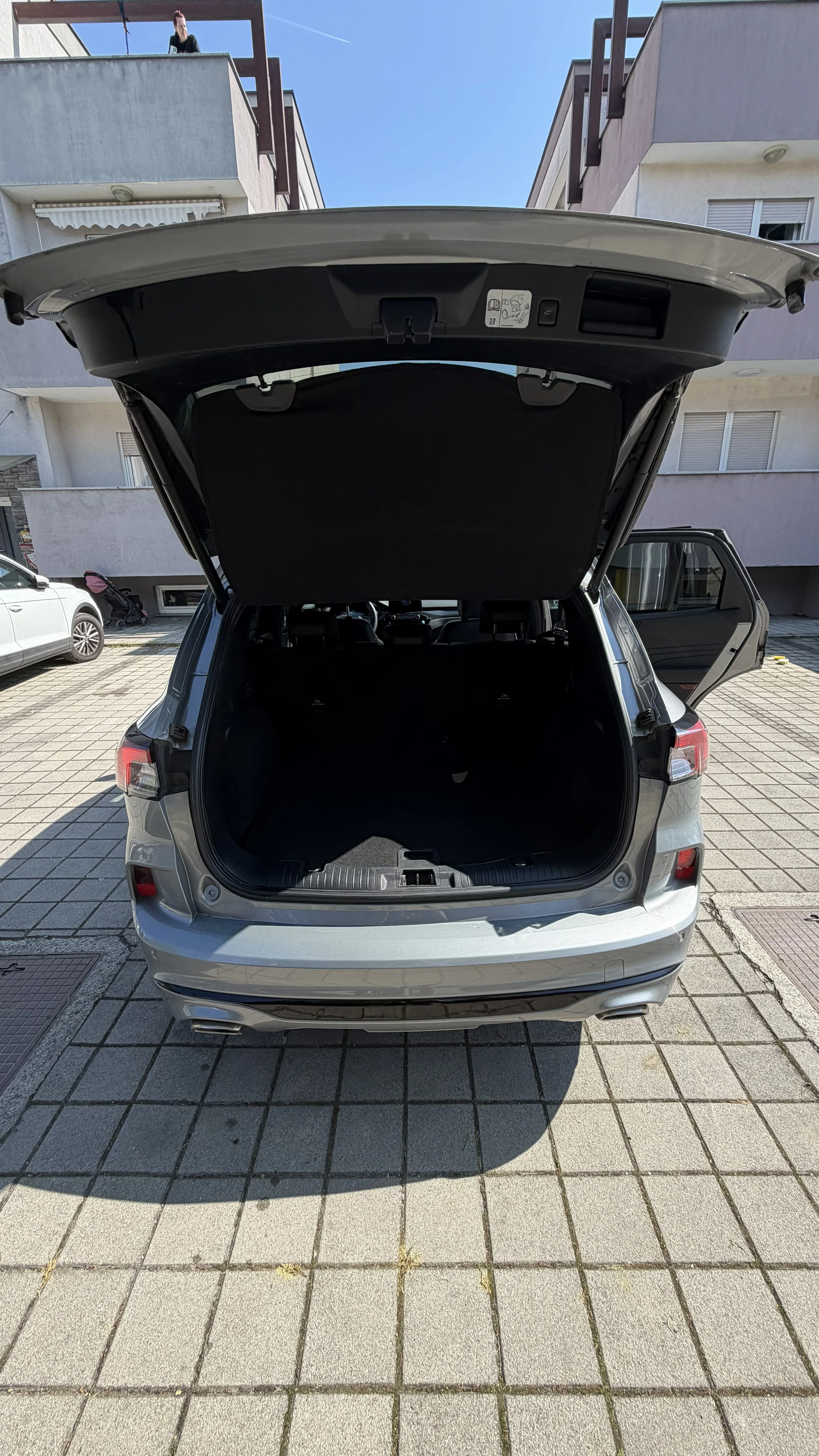 ford kuga 2,5 phev; st-line x oprema. 11/2021 (još uvijek u garanciji) - slika 10