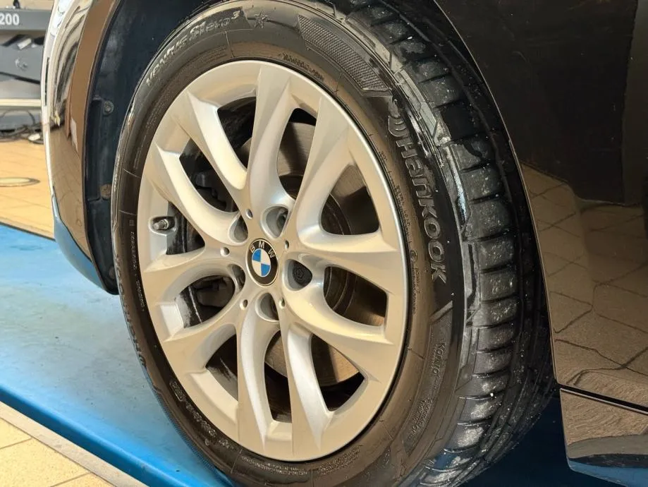 bmw serija 2 active tourer 225xe - slika 17