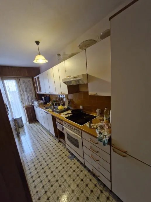 kuća: vinkovci, centar, katnica, 250.00 m2 - slika 4