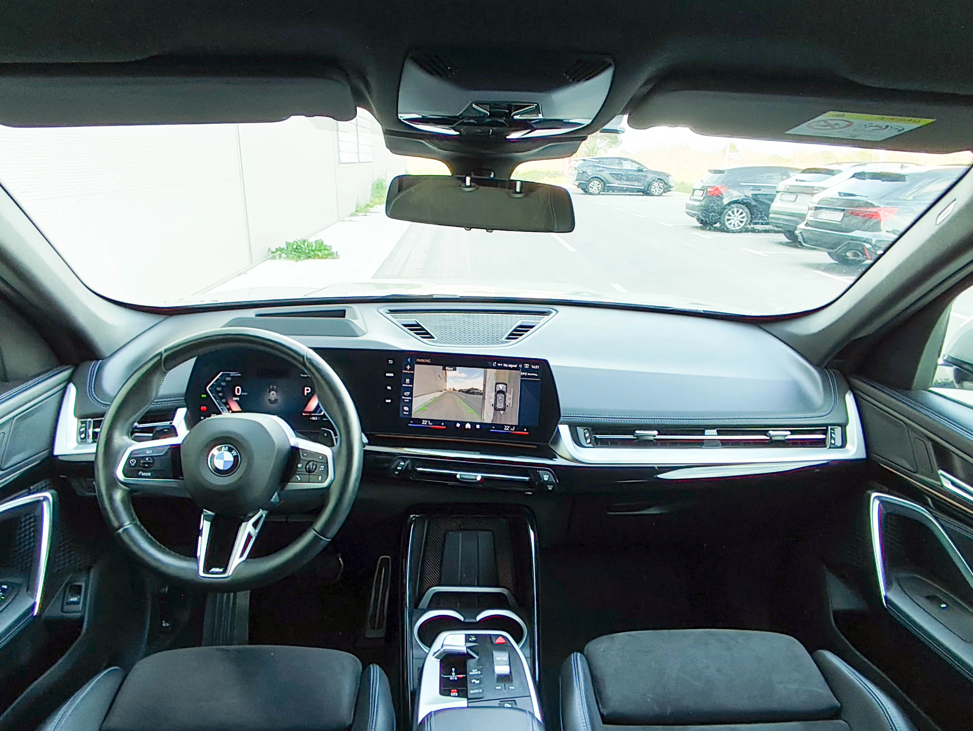 bmw x1 xdrive23i m paket |head up |kuka |18''alu |driving assist pro - slika 20