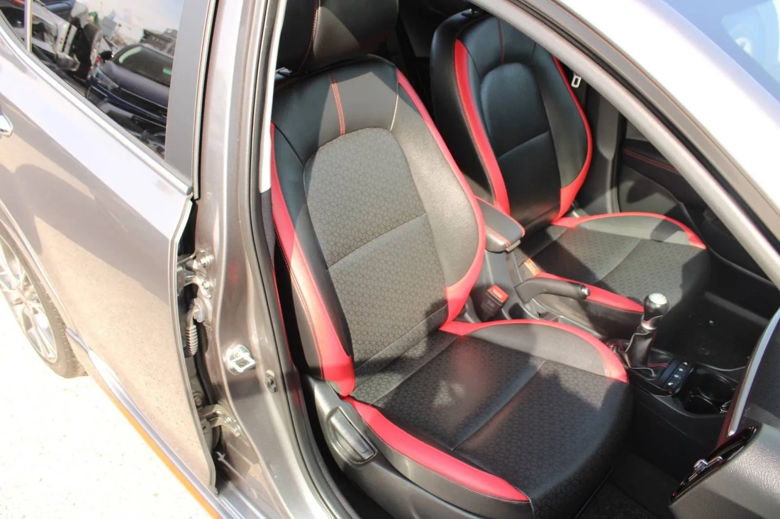 kia picanto 1.0 gt line *navigacija, kamera* - slika 13