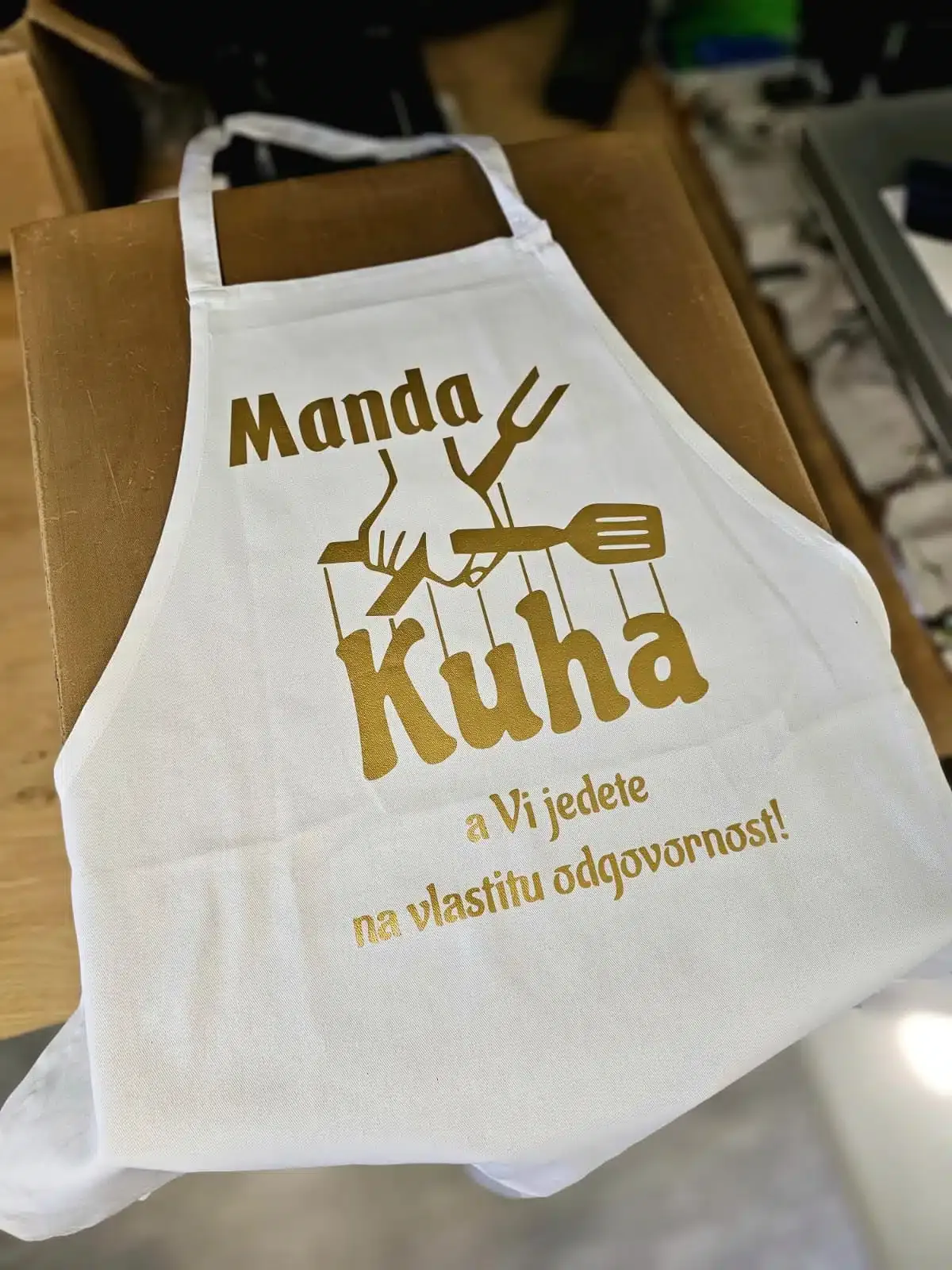 pregača za rođendan - slika 4