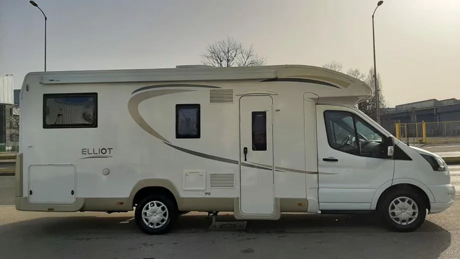 caravans international elliot 86 xt, odlično stanje, garancija... - slika 8