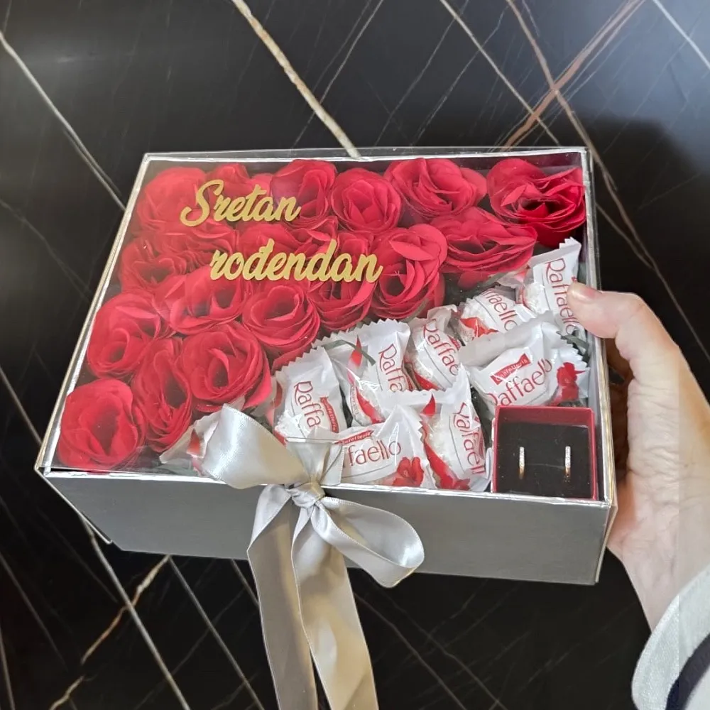 Poklon box sa cvijećem i nakitom - Dugo Selo
