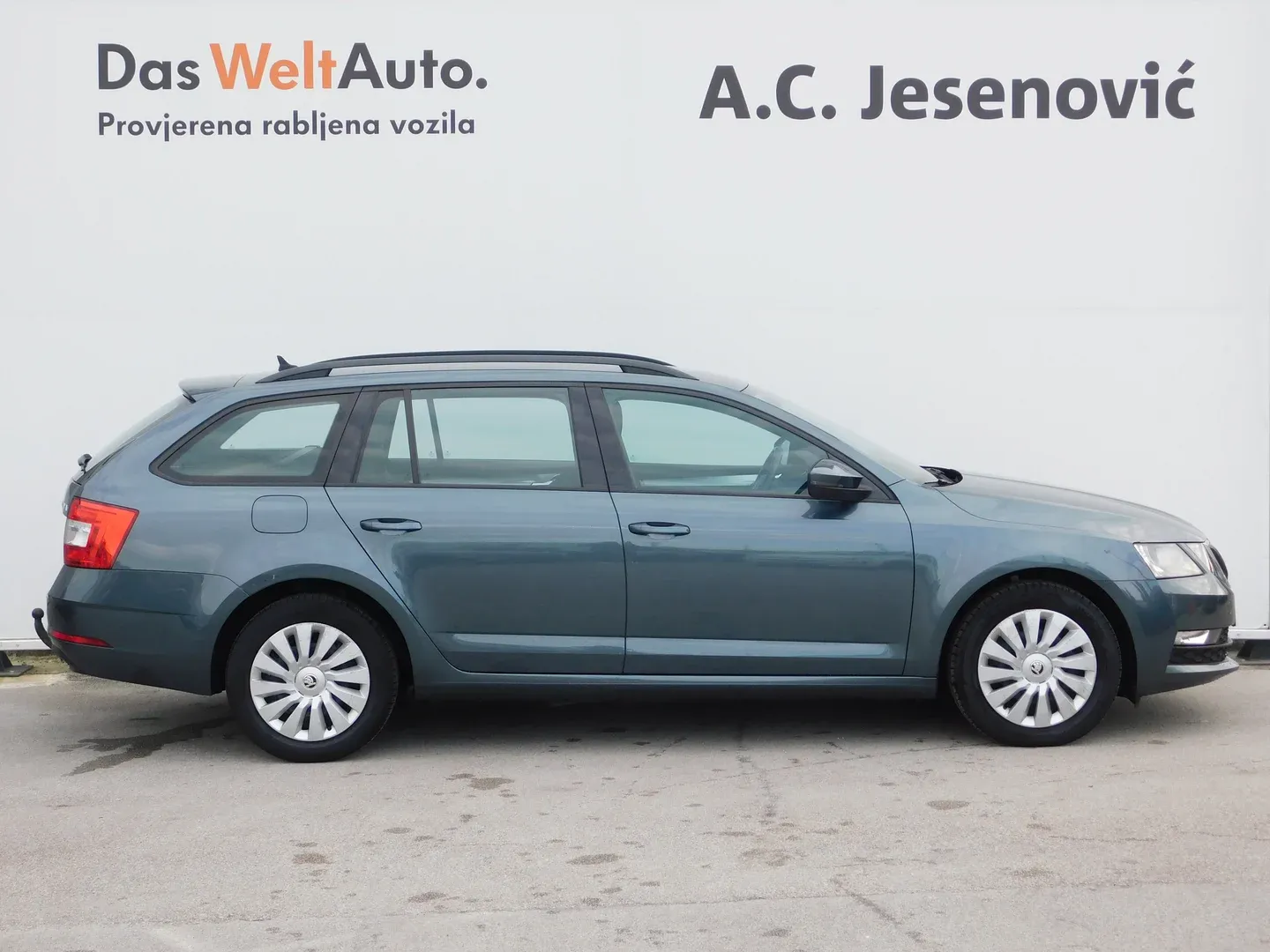 09325 škoda octavia combi ambition 1.6 tdi - slika 4