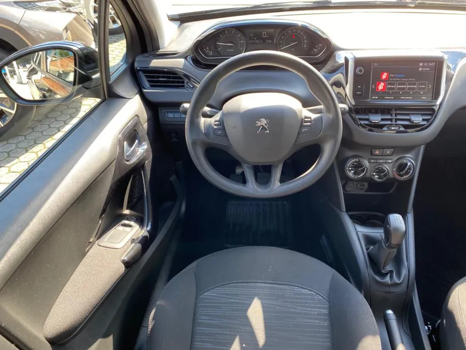 peugeot 208 1,2 puretech berline premium 4xgarancije - slika 11