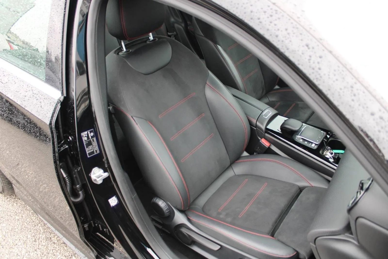 mercedes-benz klasa a limuzina a180d amg automatik *led,navigacija,ka - slika 11