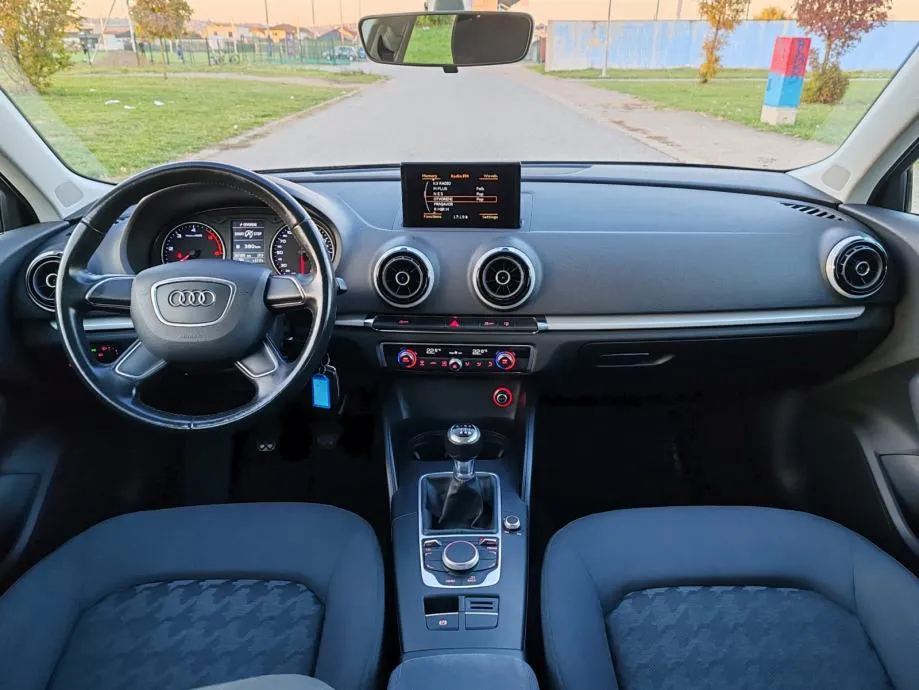 audi a3 1,6 tdi , 2015 g. 197000 km kartice 24/36 rata - slika 17