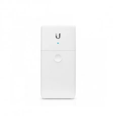 Ubiquiti Networks NanoSwitch outdoor 4-port Gigabit switch with PoE passthrough - Umag