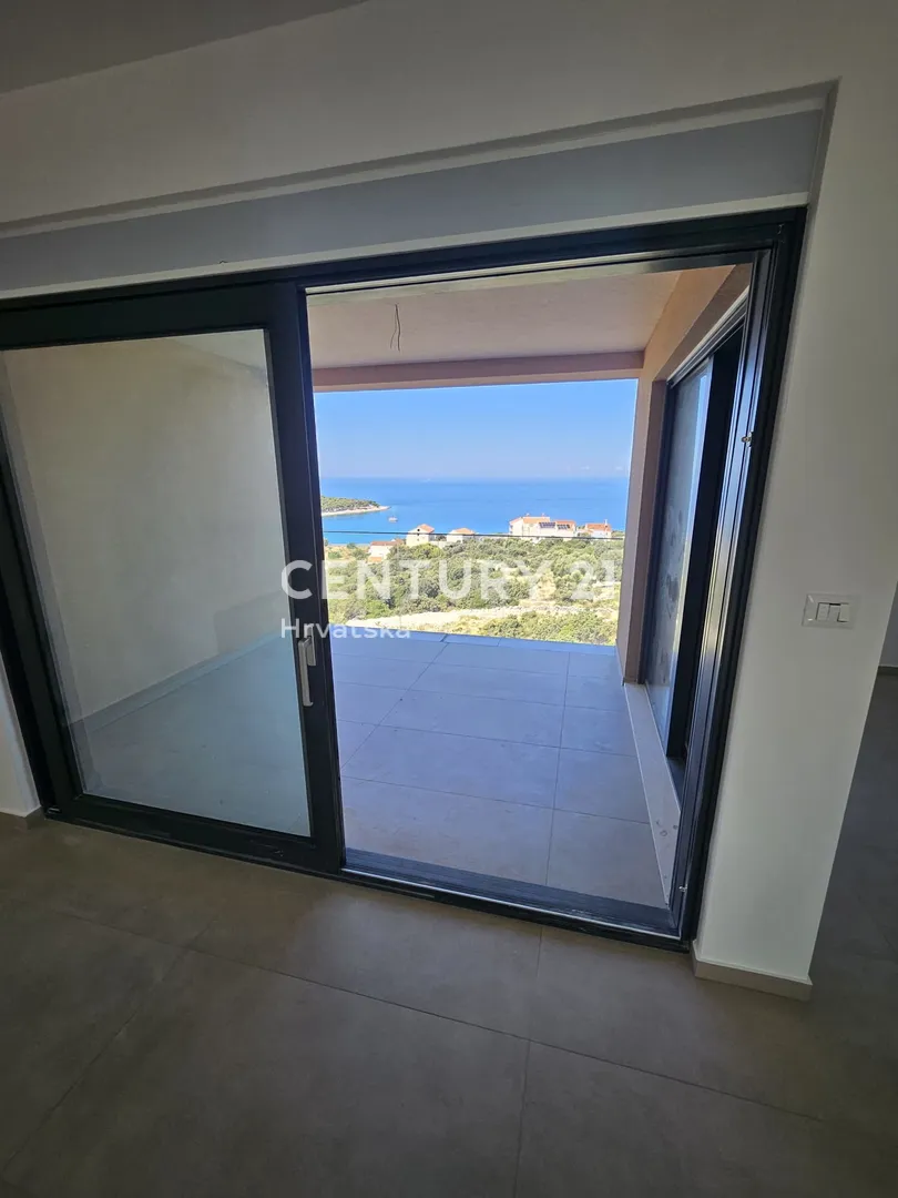 apartman na drugom katu s pogledom na more- dolac, primošten - slika 3