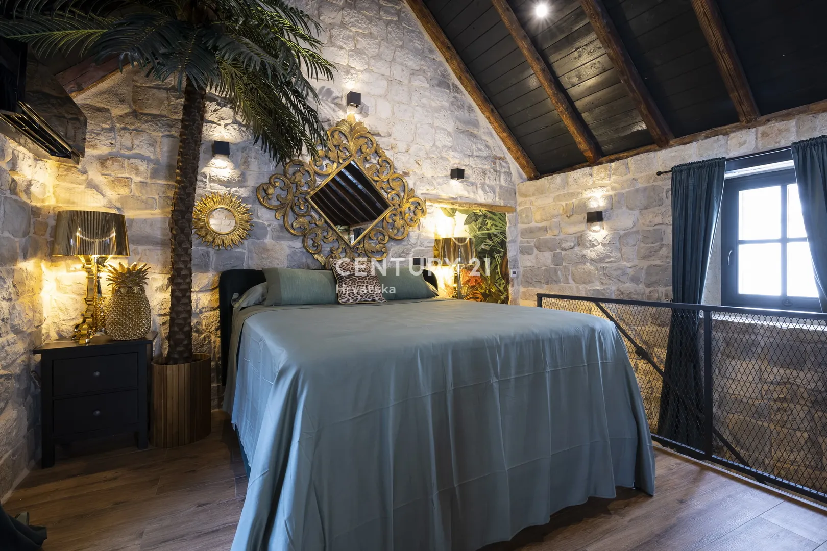 luksuzni, dvoetažni apartman -kaštel stari, 50 m od mora - slika 42