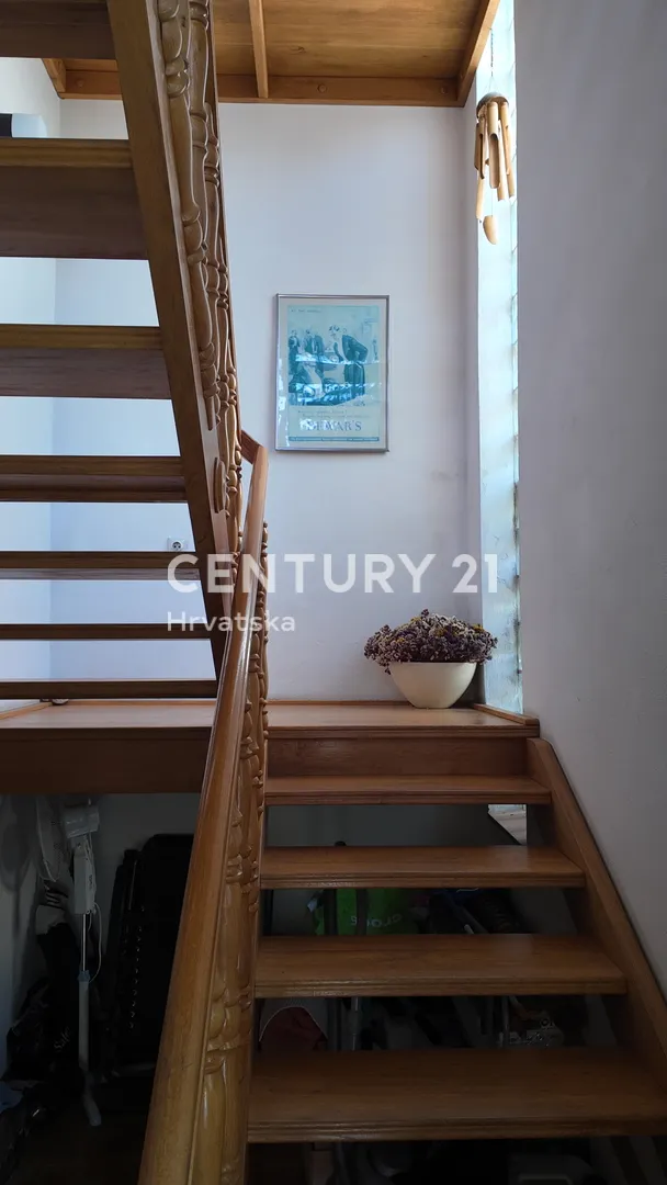 samostojeća kuća s pogledom na more – okrug gornji, 400 m² - slika 20